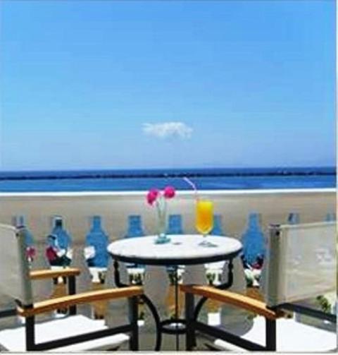 Avra Hotel Tinos Bagian luar foto