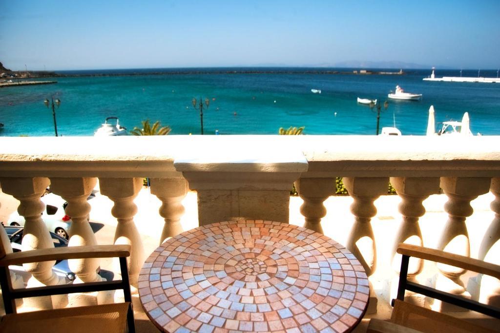 Avra Hotel Tinos Bagian luar foto